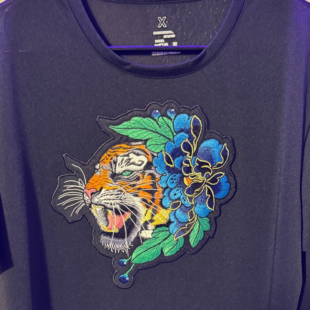 Tigress Lily Black T-Shirt Size XL - Picture 3 of 9